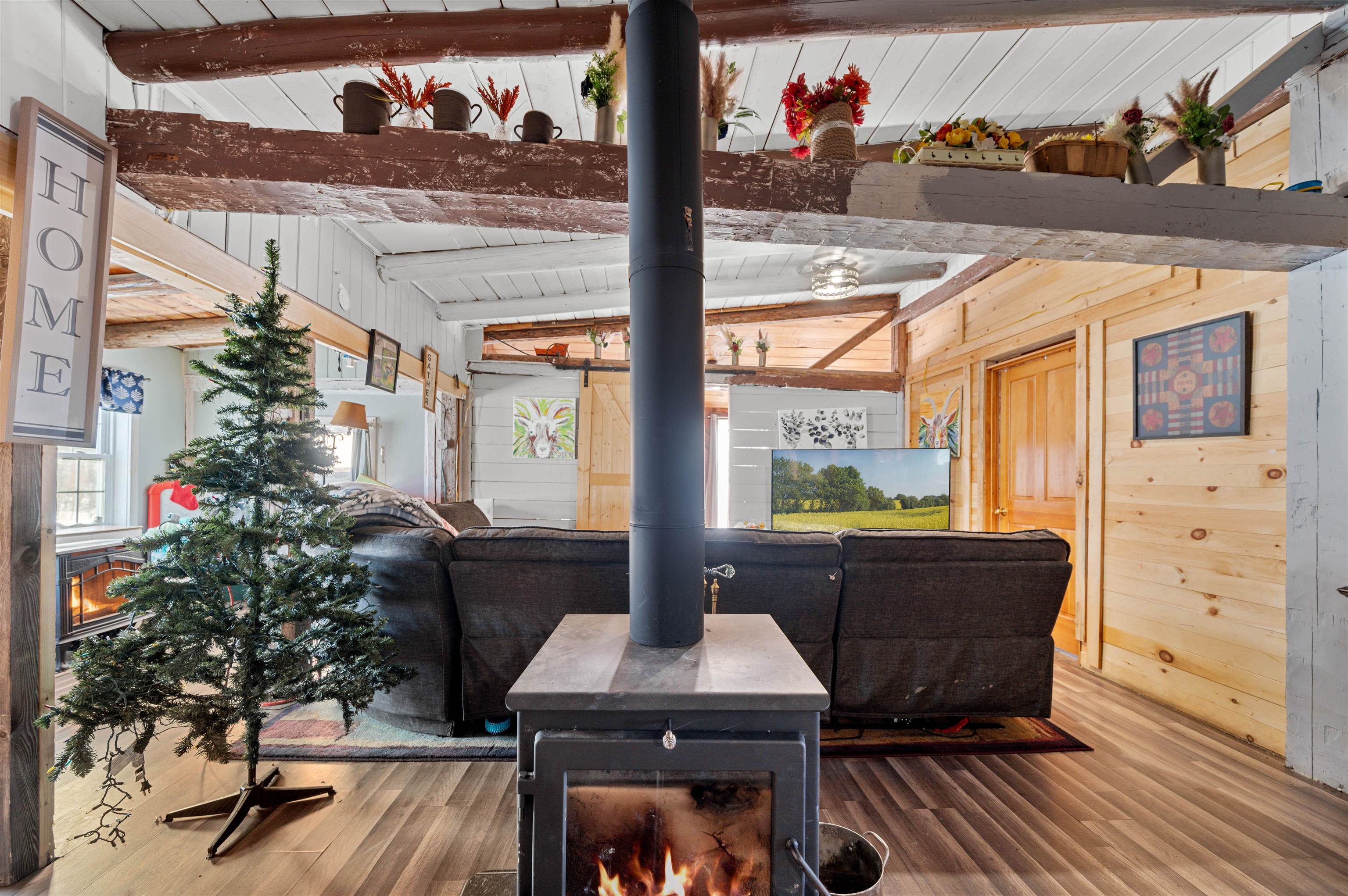 Wolcott, Vermont 05680, United States, 3 Bedrooms Bedrooms, ,2 BathroomsBathrooms,Residential,Pending,21145