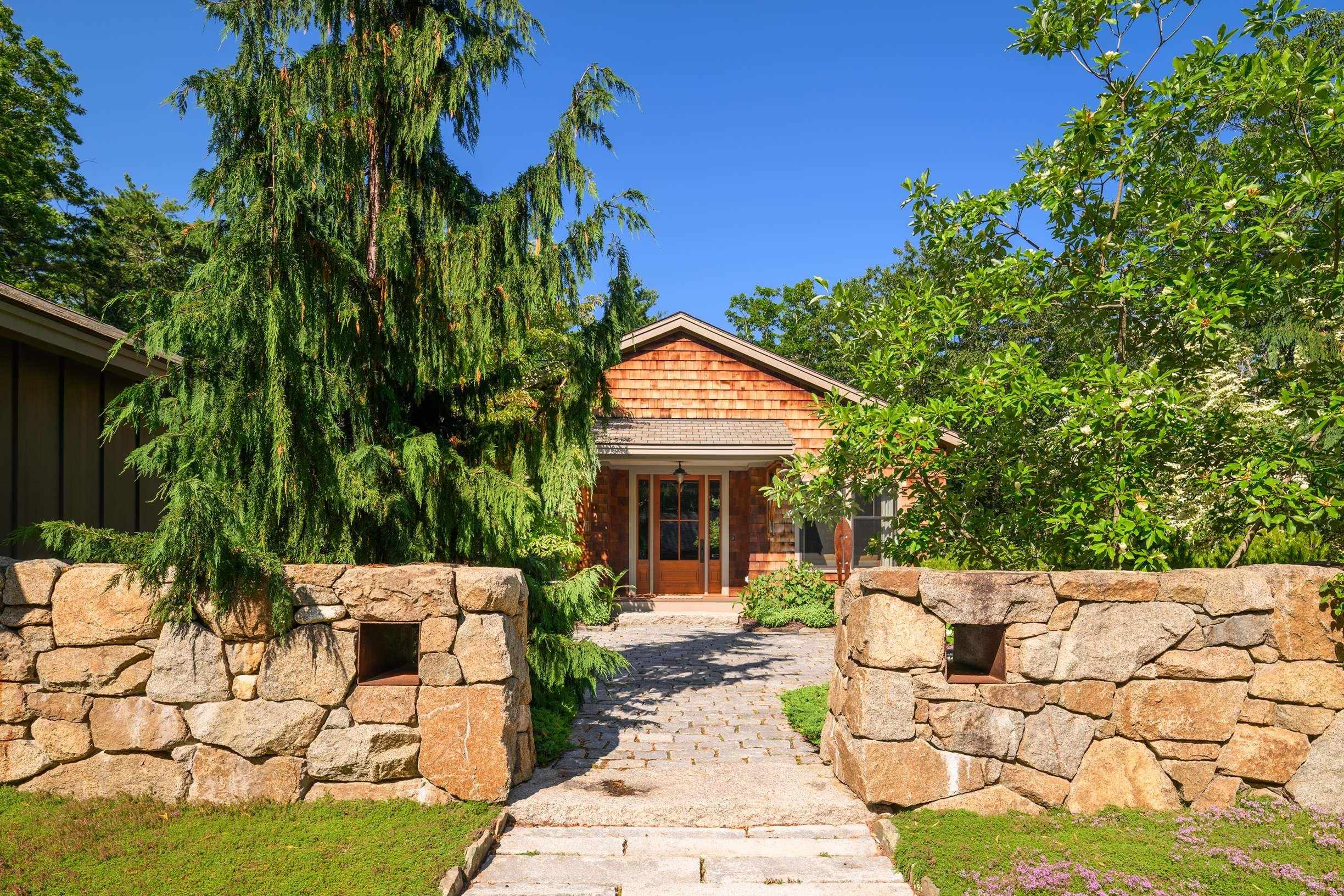 109 Pine Hill Road
