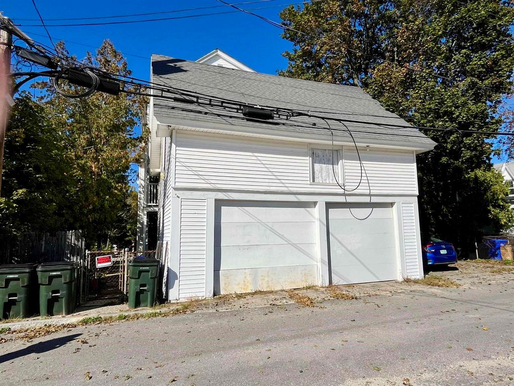 Photo of 13 Pennacook Street, Manchester, NH 03104 (MLS # 5064855)
