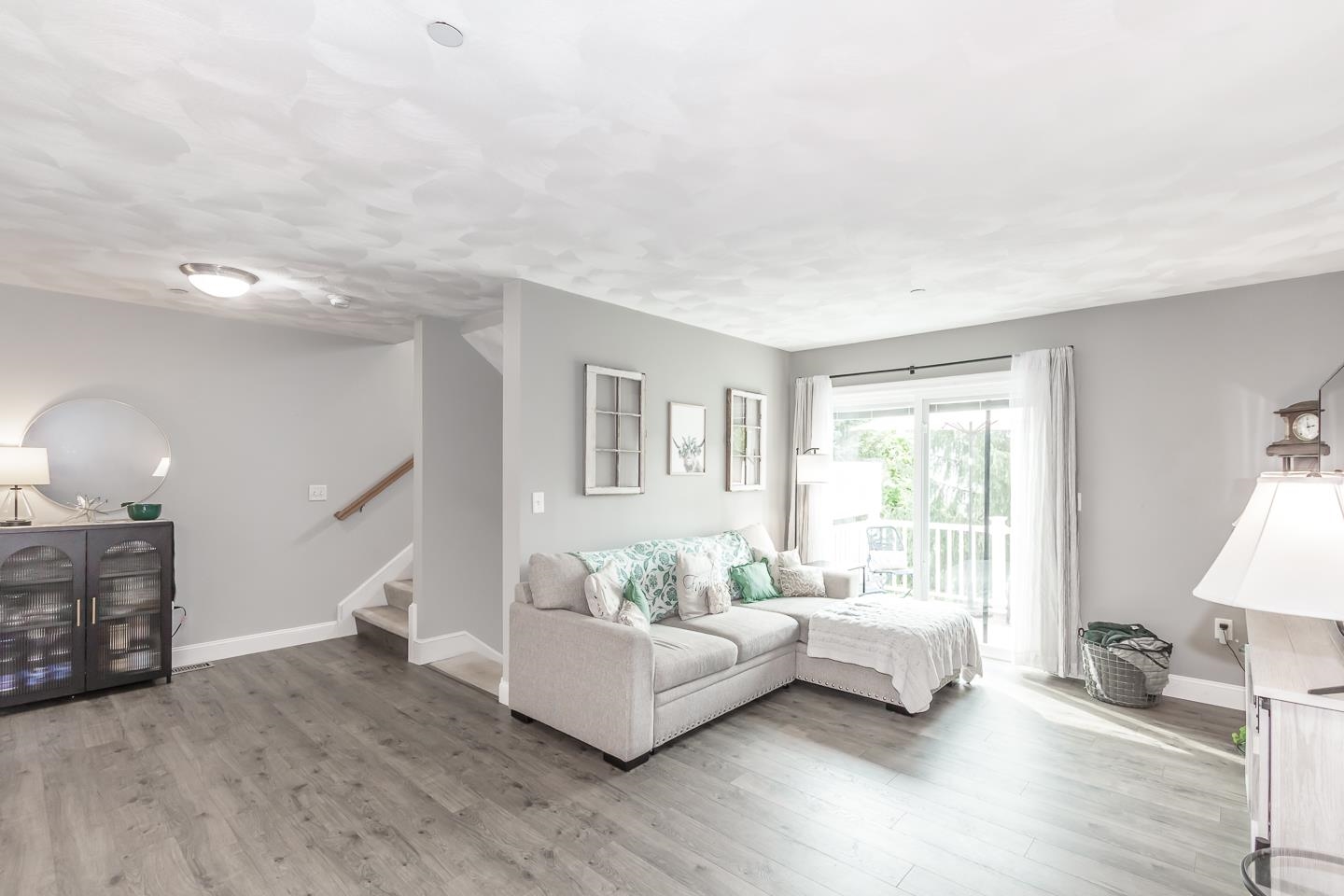 Goffstown, New Hampshire 03102, United States, 2 Bedrooms Bedrooms, ,2 BathroomsBathrooms,Residential,Active,187295