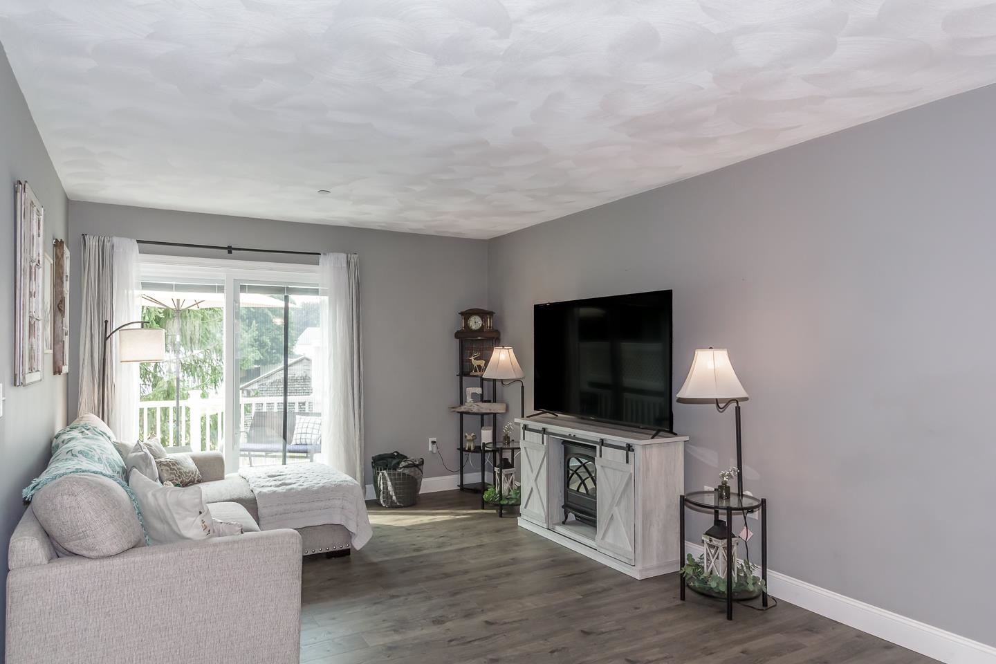 Goffstown, New Hampshire 03102, United States, 2 Bedrooms Bedrooms, ,2 BathroomsBathrooms,Residential,Active,187295