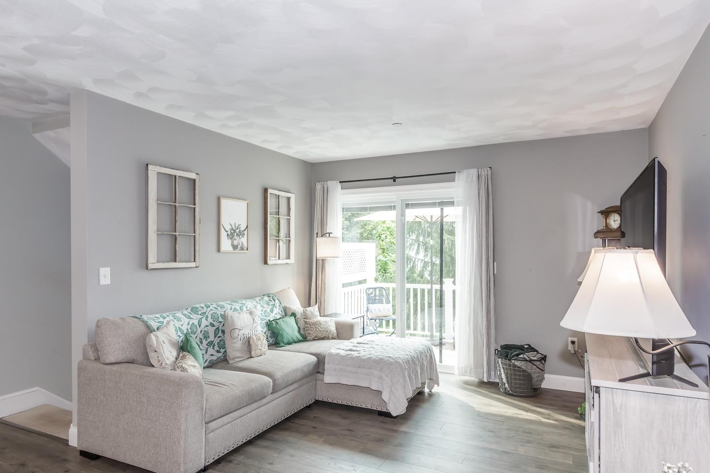 Goffstown, New Hampshire 03102, United States, 2 Bedrooms Bedrooms, ,2 BathroomsBathrooms,Residential,Active,187295