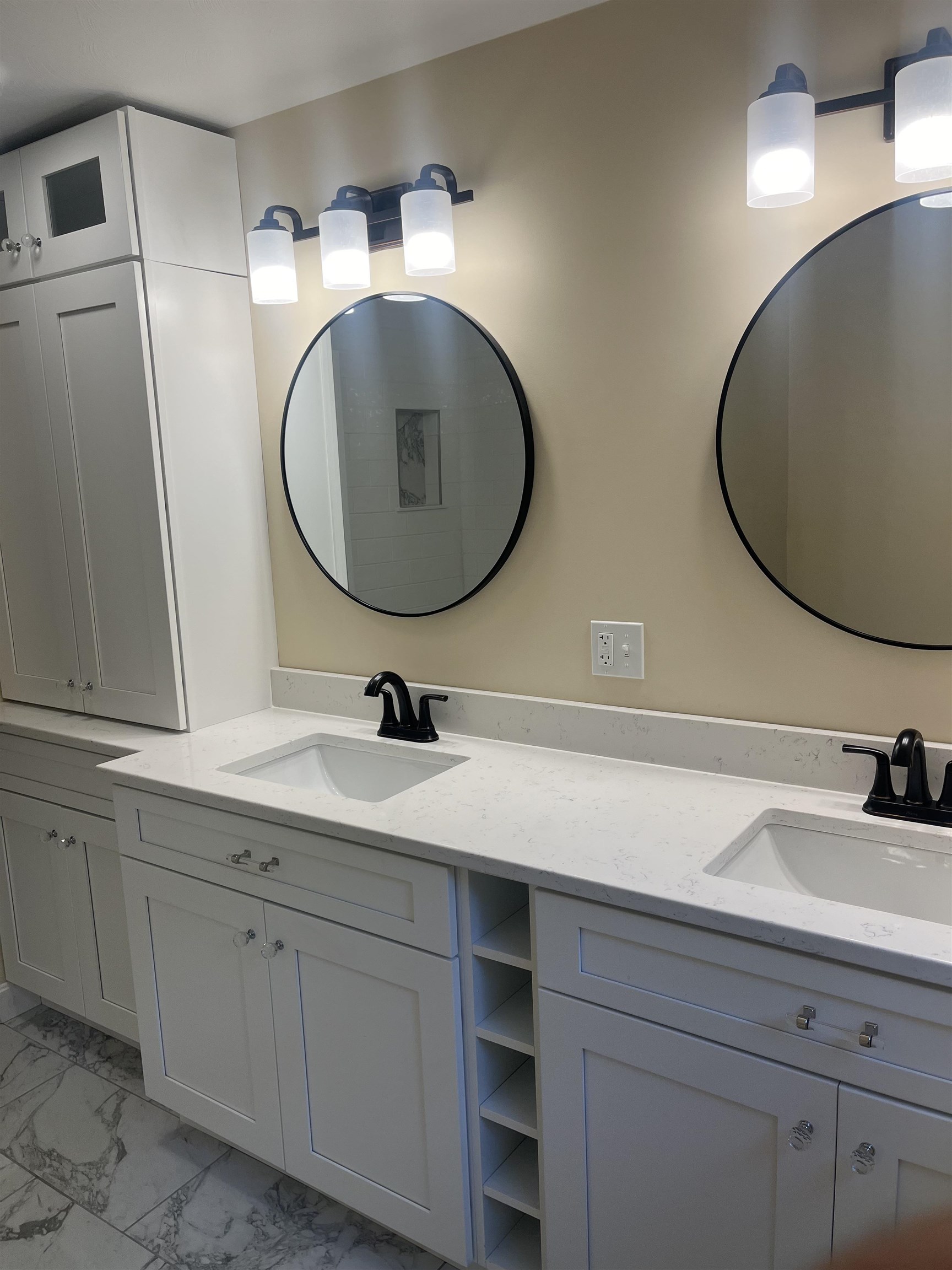 Exeter, New Hampshire 03833, United States, 3 Bedrooms Bedrooms, ,2 BathroomsBathrooms,Residential,Active,206434