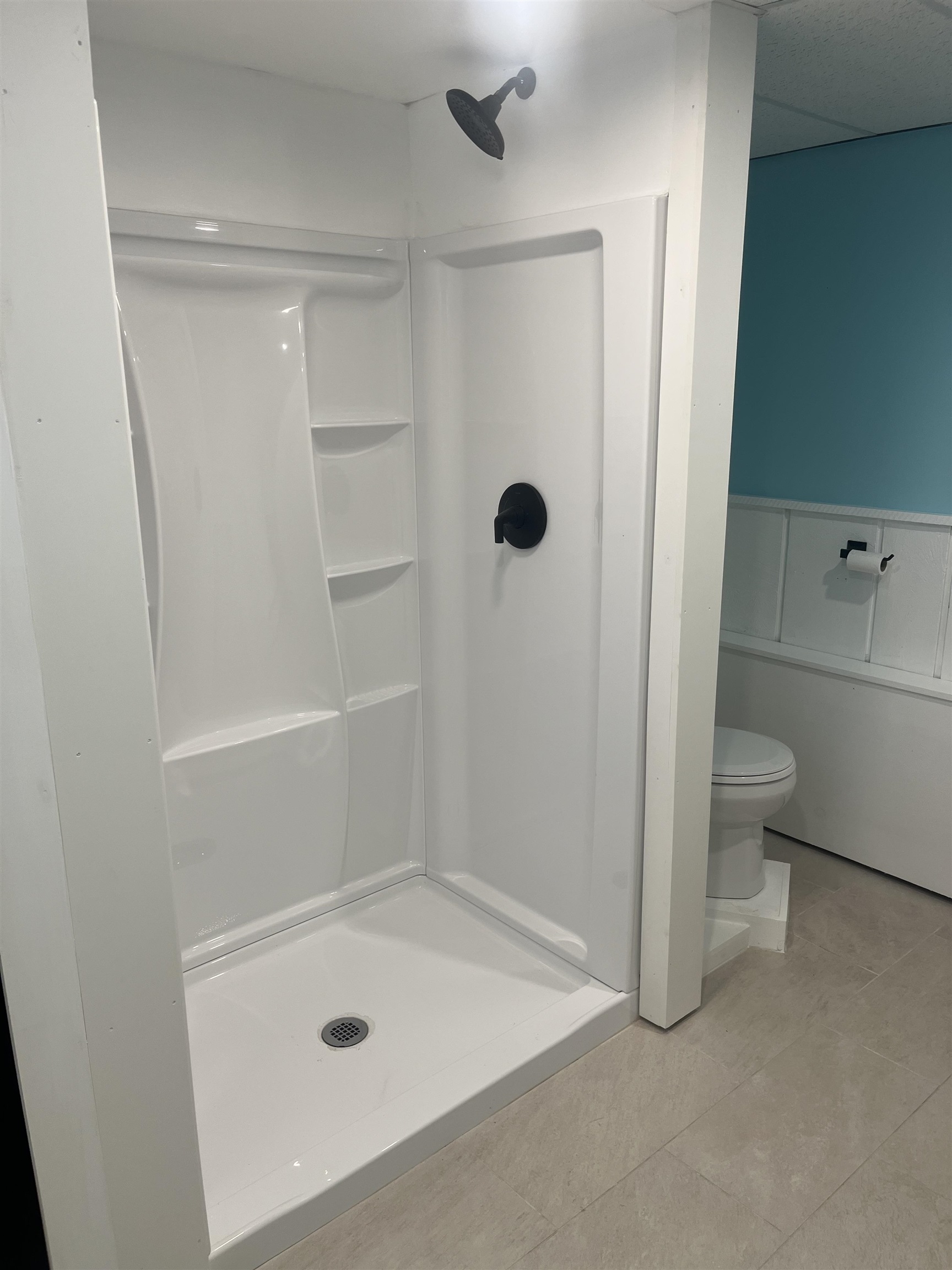 Exeter, New Hampshire 03833, United States, 3 Bedrooms Bedrooms, ,2 BathroomsBathrooms,Residential,Active,206434