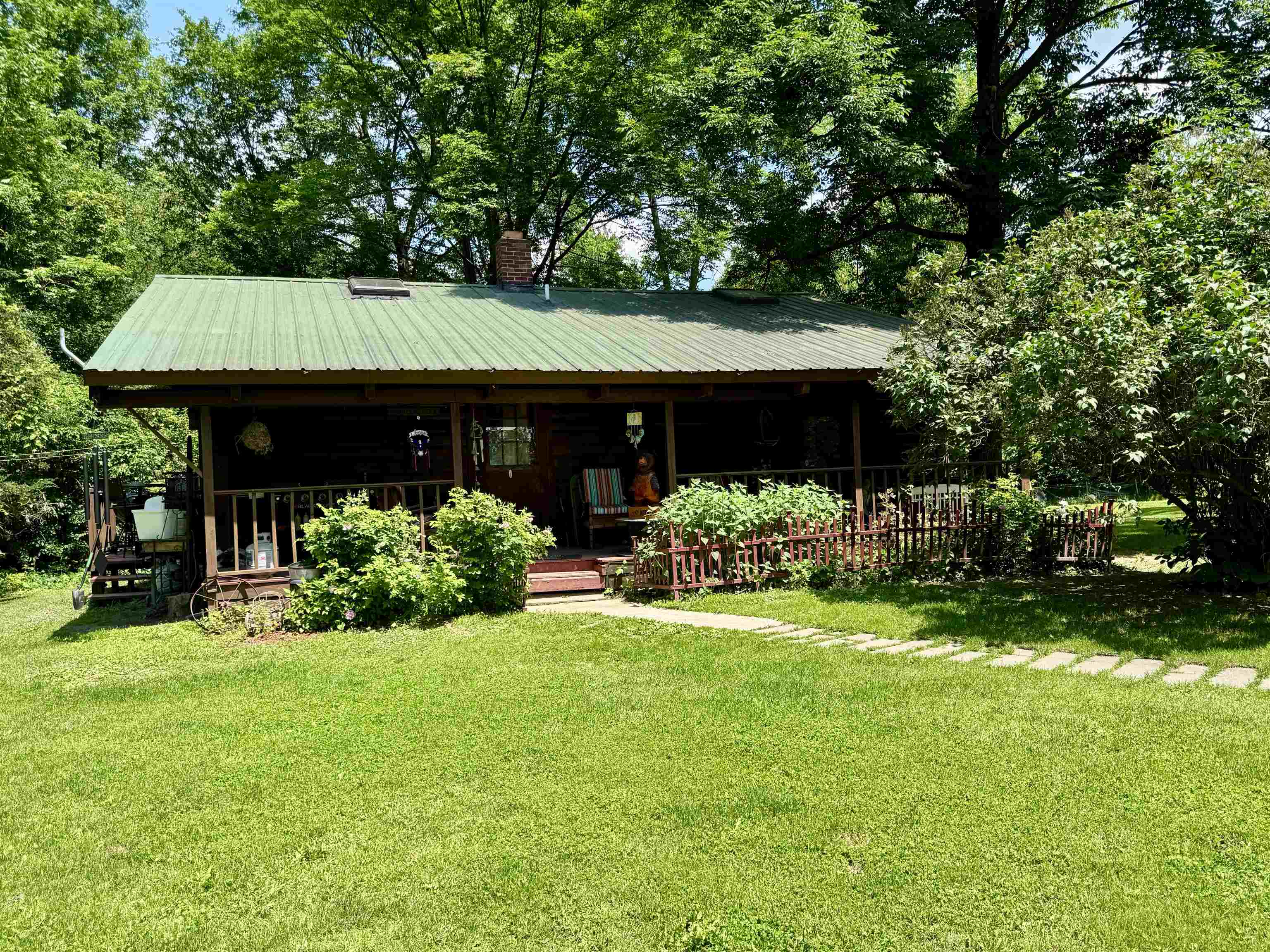 1781 Jersey Street South