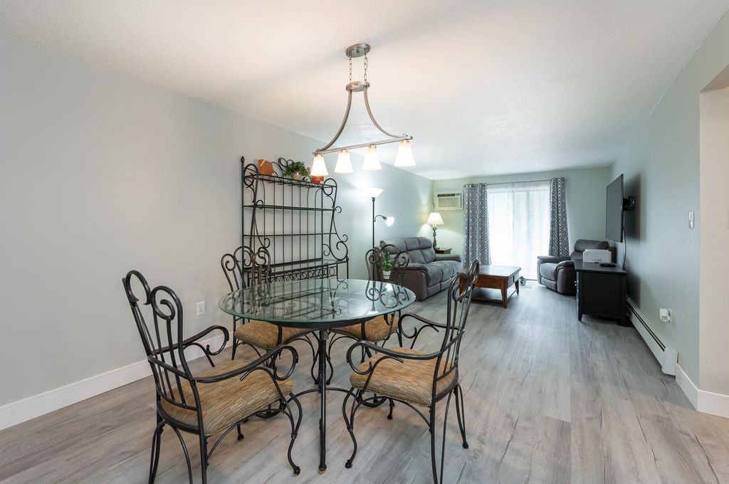 Photo of 19 Country Club Drive #29, Manchester, NH 03102 (MLS # 5061837)