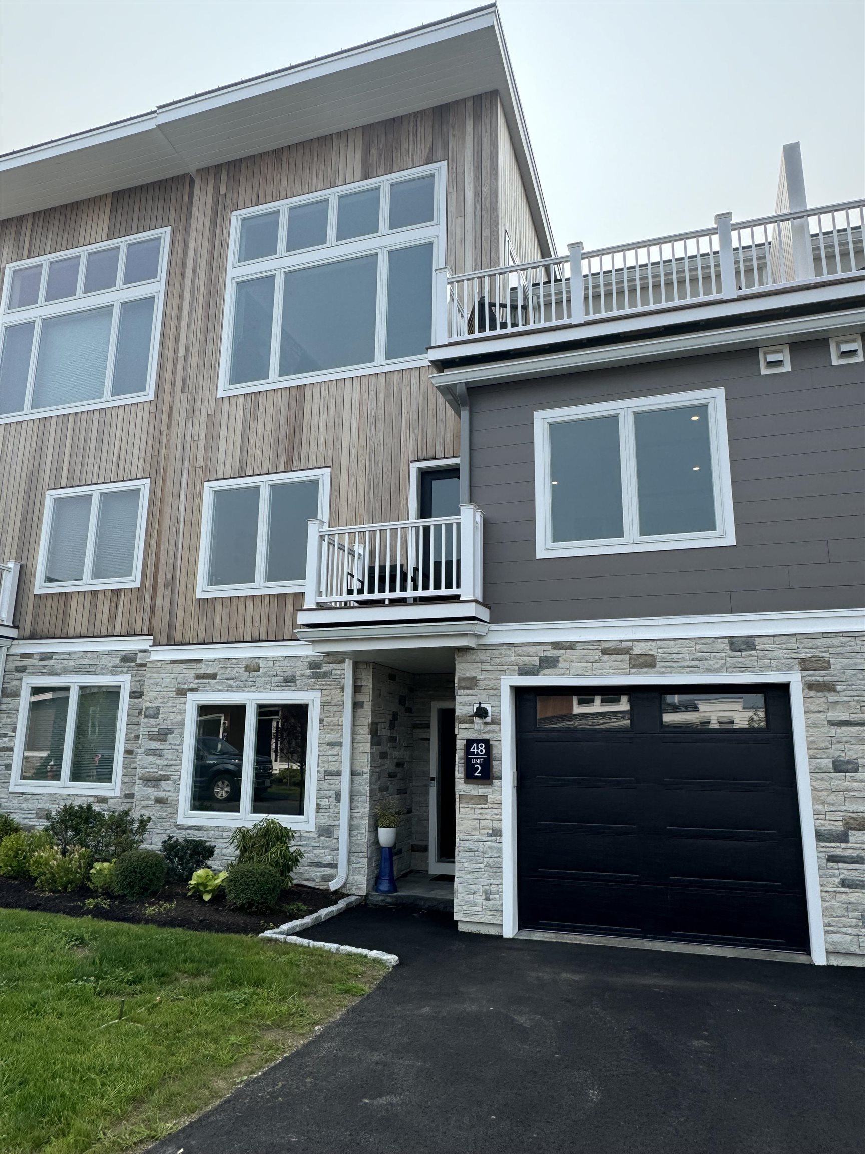 28 Vantage Point Drive 1