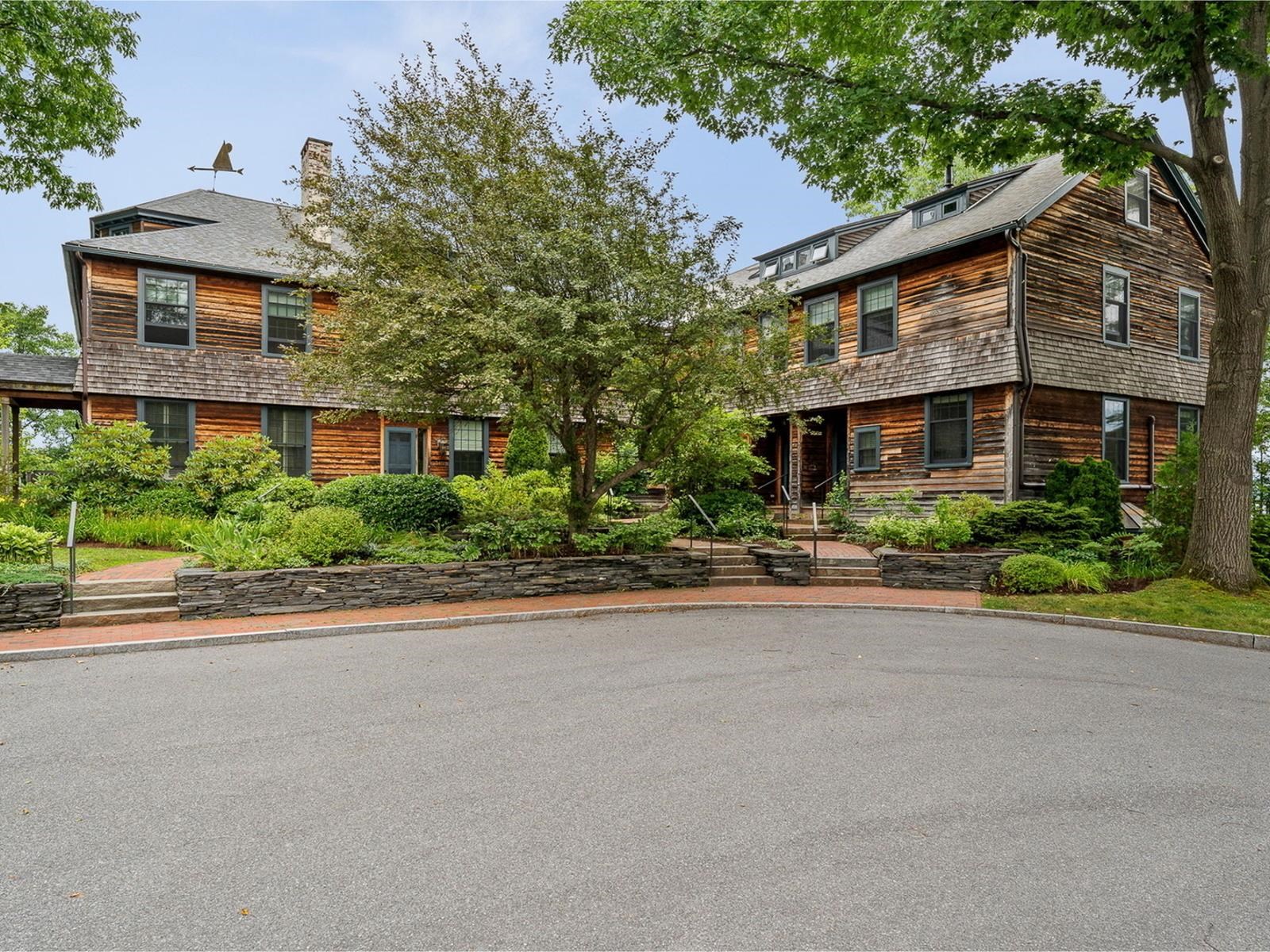 3412 Harbor Road