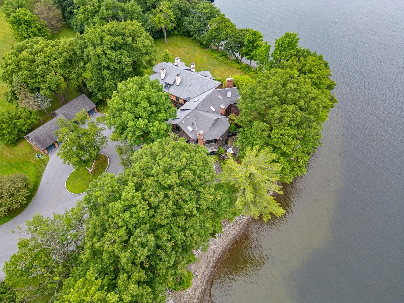 3412 Harbor Road