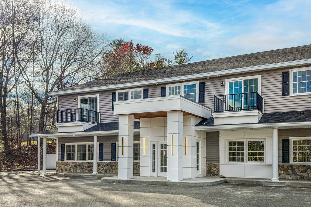 Photo of 384 Main Street #103, Salem, NH 03079 (MLS # 5085058)