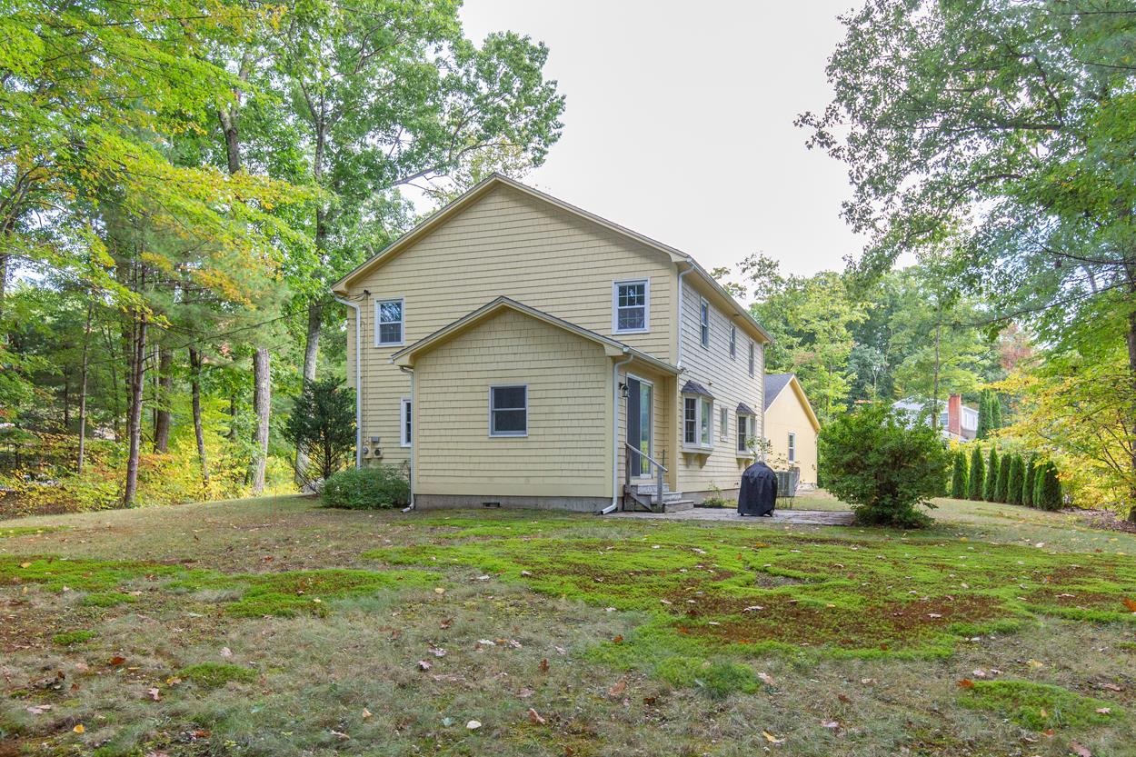 Bow, New Hampshire 03304, United States, 4 Bedrooms Bedrooms, ,3 BathroomsBathrooms,Residential,Pending,37262
