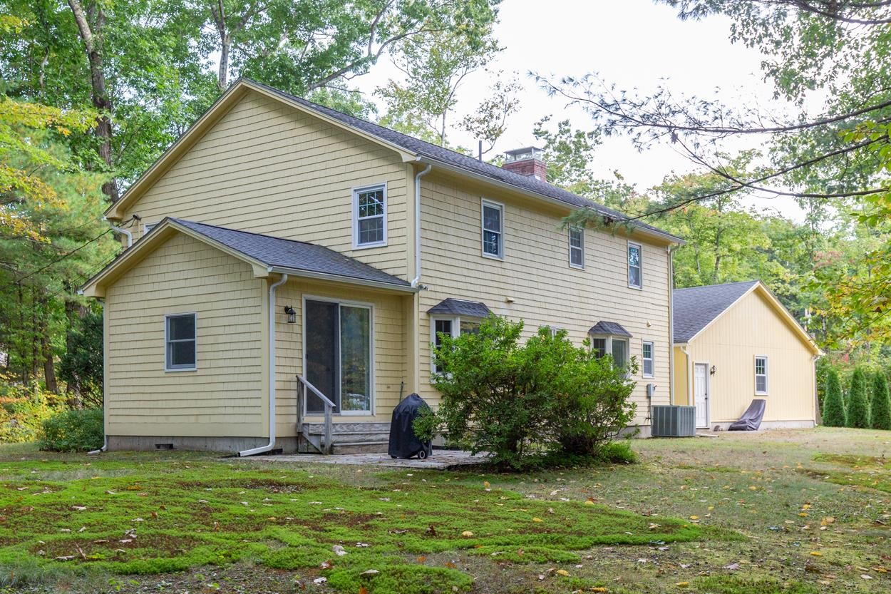 Bow, New Hampshire 03304, United States, 4 Bedrooms Bedrooms, ,3 BathroomsBathrooms,Residential,Pending,37262