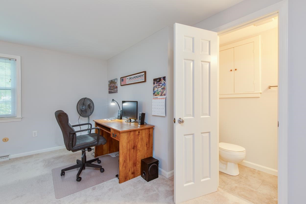 Bow, New Hampshire 03304, United States, 4 Bedrooms Bedrooms, ,3 BathroomsBathrooms,Residential,Pending,37262