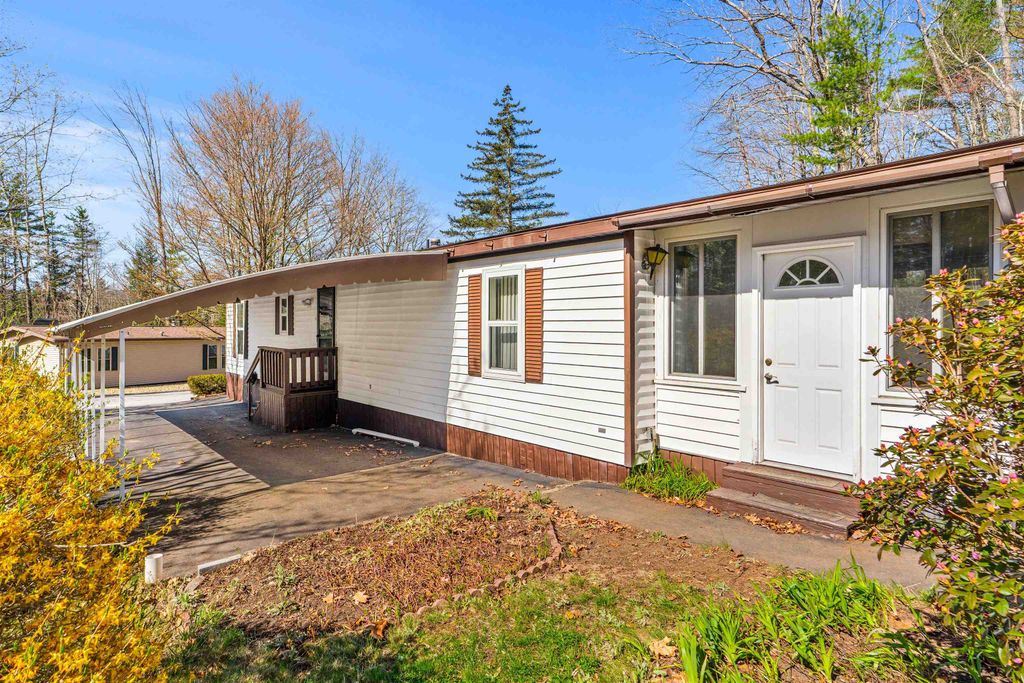 Photo of 19 Kelly Court, Goffstown, NH 03045 (MLS # 5085507)
