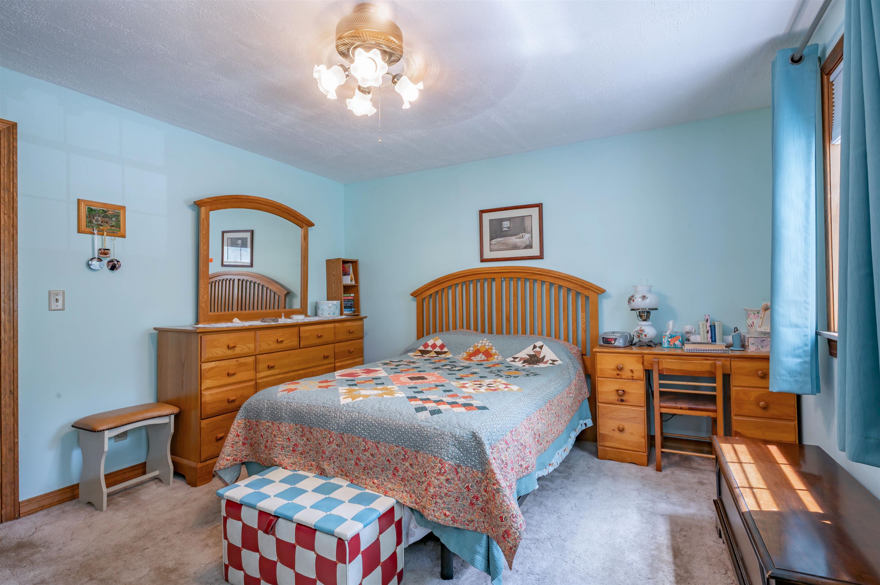 Milford, New Hampshire 03055, United States, 3 Bedrooms Bedrooms, ,2 BathroomsBathrooms,Residential,Pending,189649