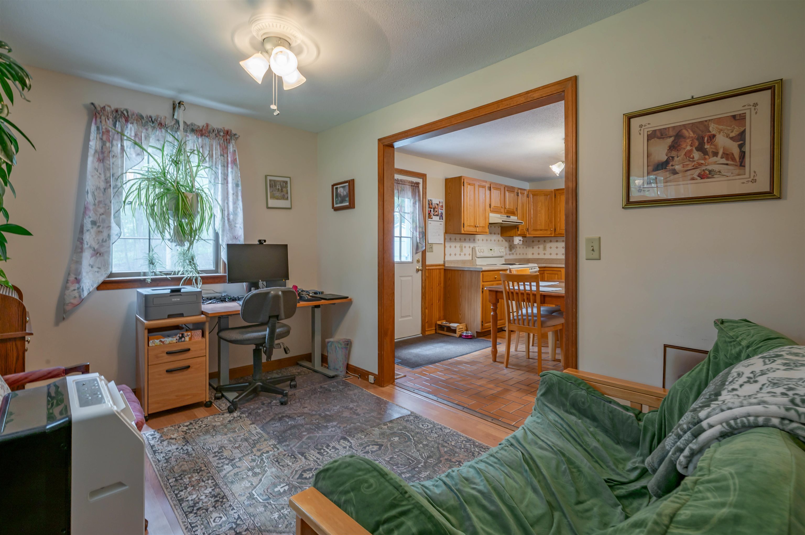 Milford, New Hampshire 03055, United States, 3 Bedrooms Bedrooms, ,2 BathroomsBathrooms,Residential,Pending,189649