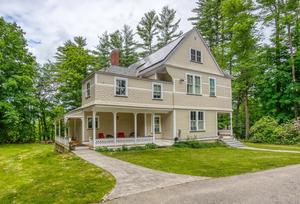 Photo of 49 Neighbors Row, Conway, NH 03860 (MLS # 5073011)