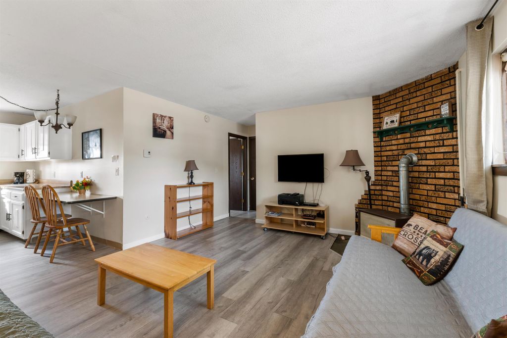 Photo of 42 Wylie Court #9, Conway, NH 03818 (MLS # 5066614)