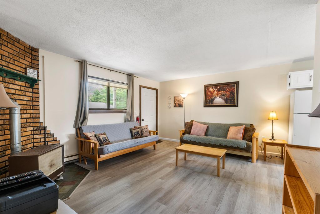 Photo of 42 Wylie Court #9, Conway, NH 03818 (MLS # 5066614)