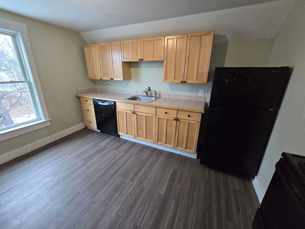 Photo of 6 Dixon Street #3, Laconia, NH 03246 (MLS # 5077512)