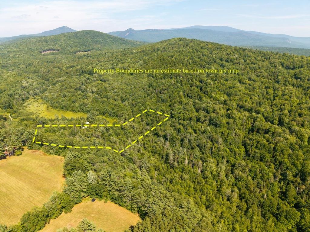 Photo of 00 Brushwood Road #105, Haverhill, NH 03765 (MLS # 5056245)