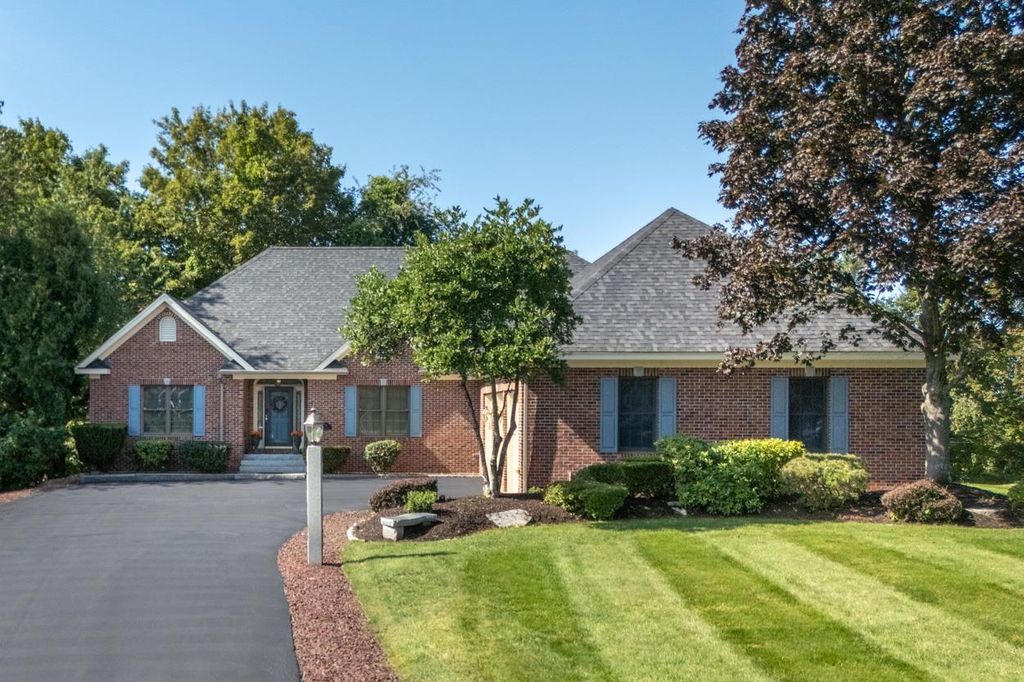 Photo of 24 Foxcross Circle, Concord, NH 03301 (MLS # 5060243)