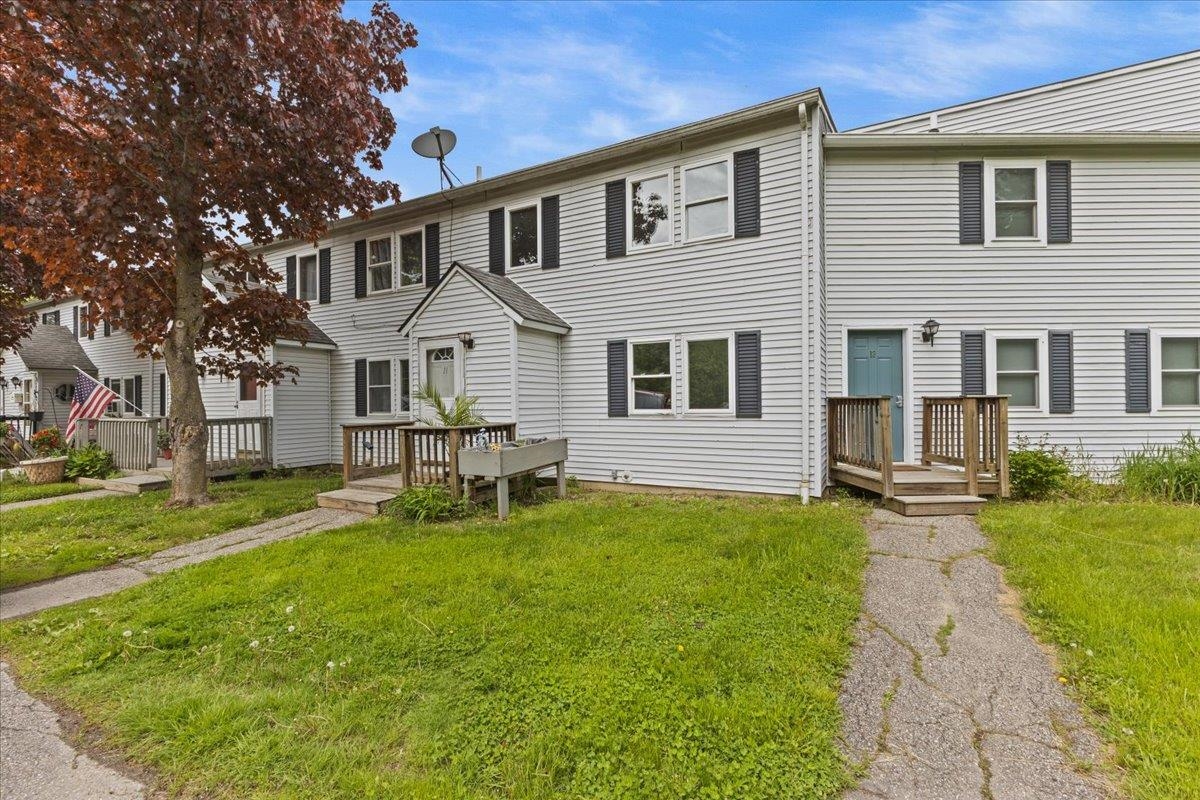 11 Ledgewood Court