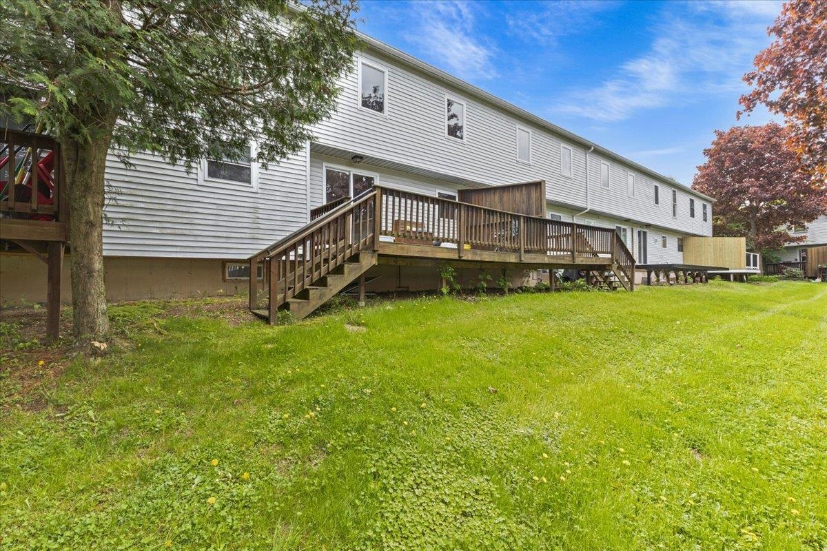 11 Ledgewood Court