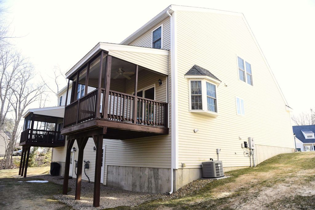 Photo of 11 Royal Lane, Raymond, NH 03077 (MLS # 5079867)