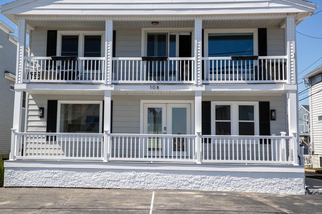 Photo of 108 Ocean Drive #Unit 1, Seabrook, NH 03874 (MLS # 5071641)
