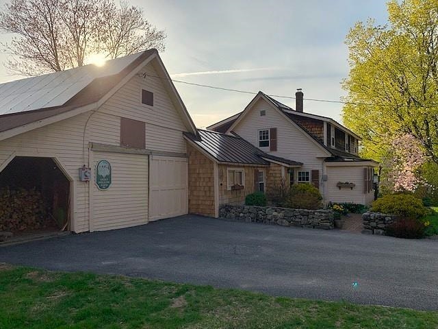 1747 River Road