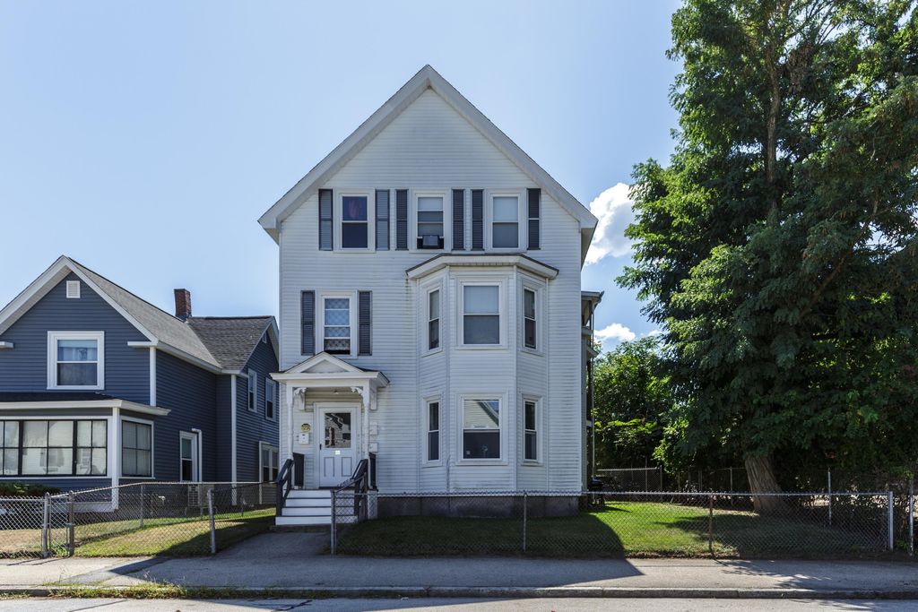 Photo of 567 Cedar Street, Manchester, NH 03103 (MLS # 5058200)