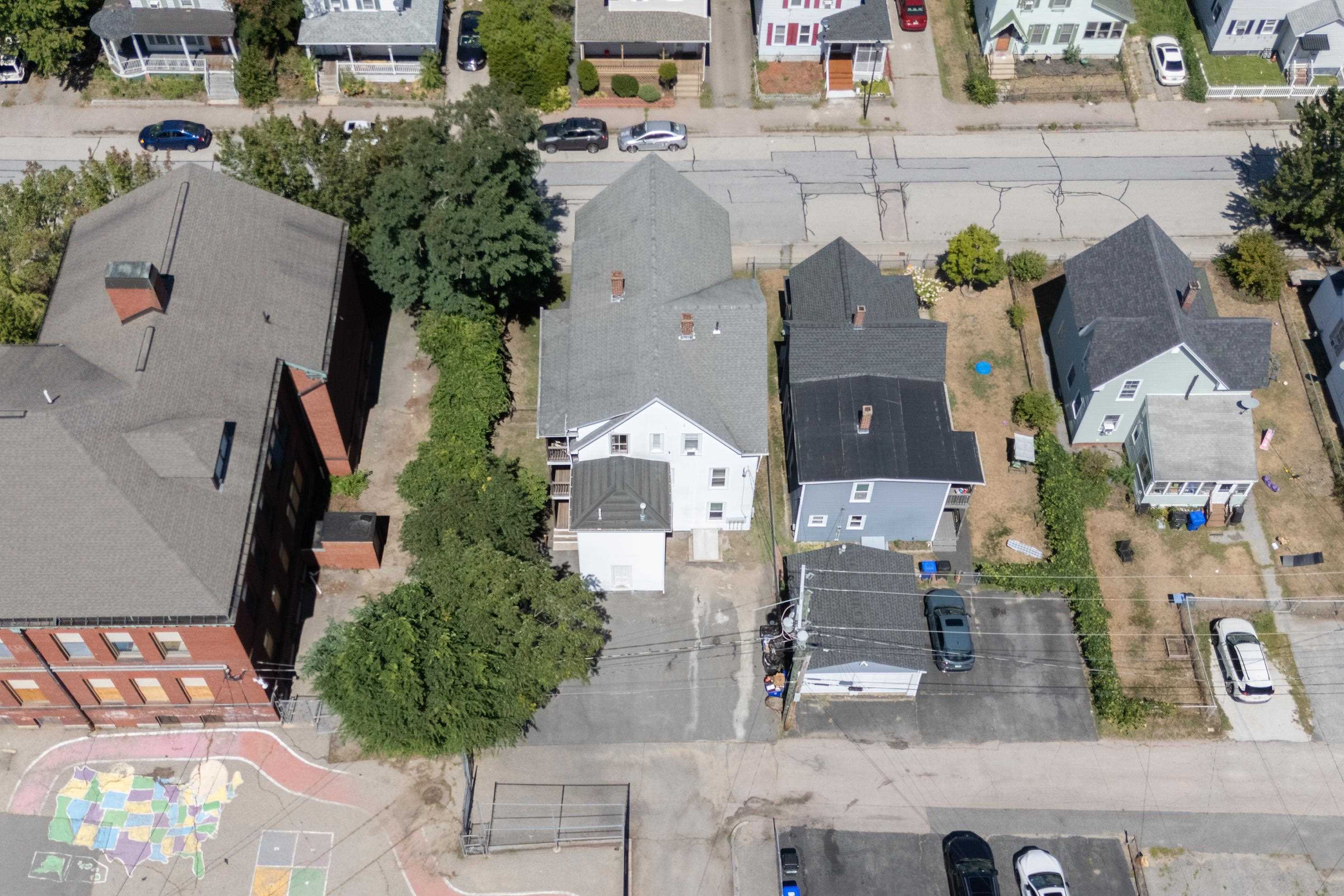 Manchester, New Hampshire 03103, United States, 9 Bedrooms Bedrooms, ,3 BathroomsBathrooms,Residential,Active,197556