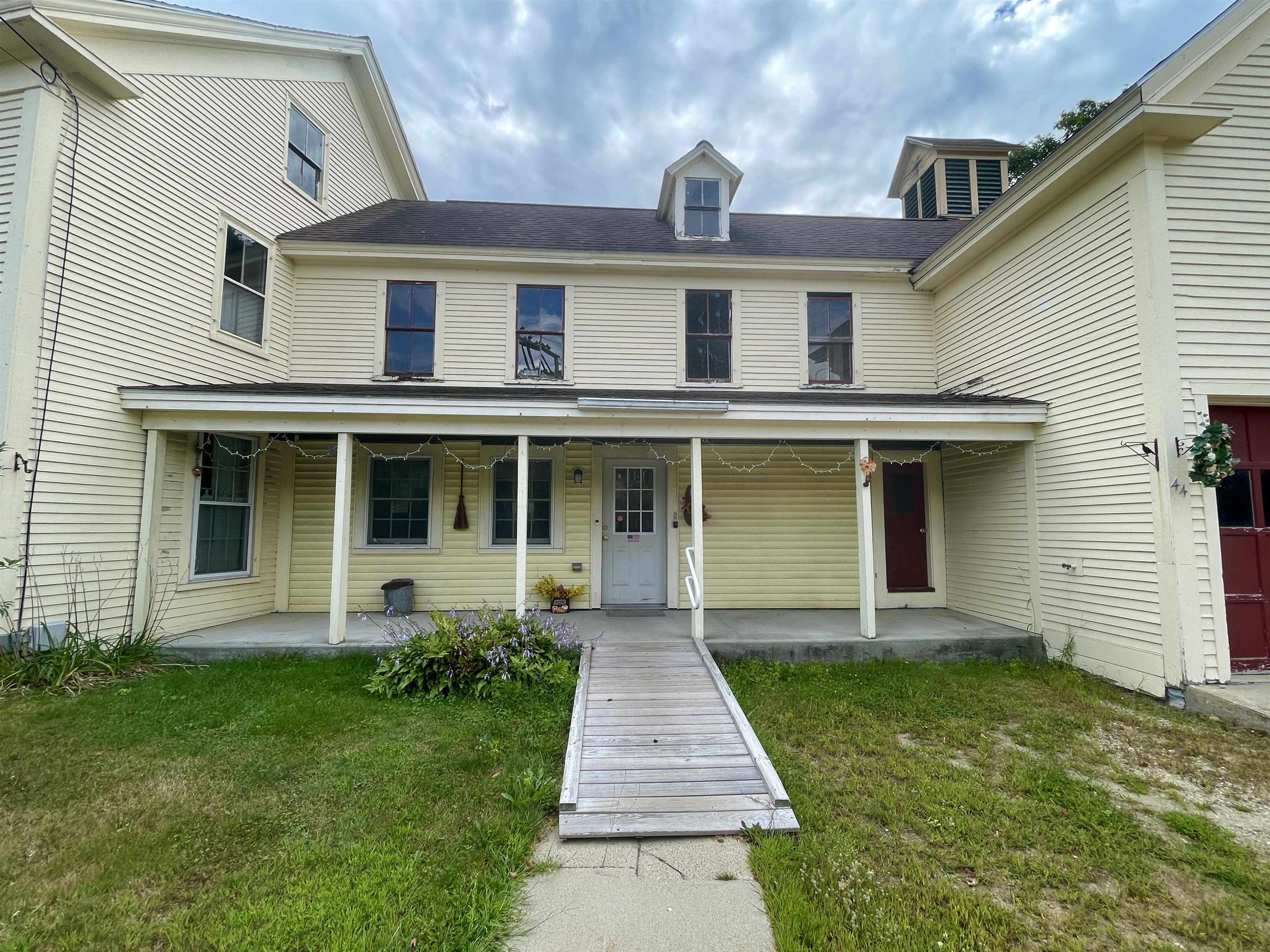 44 Main Street