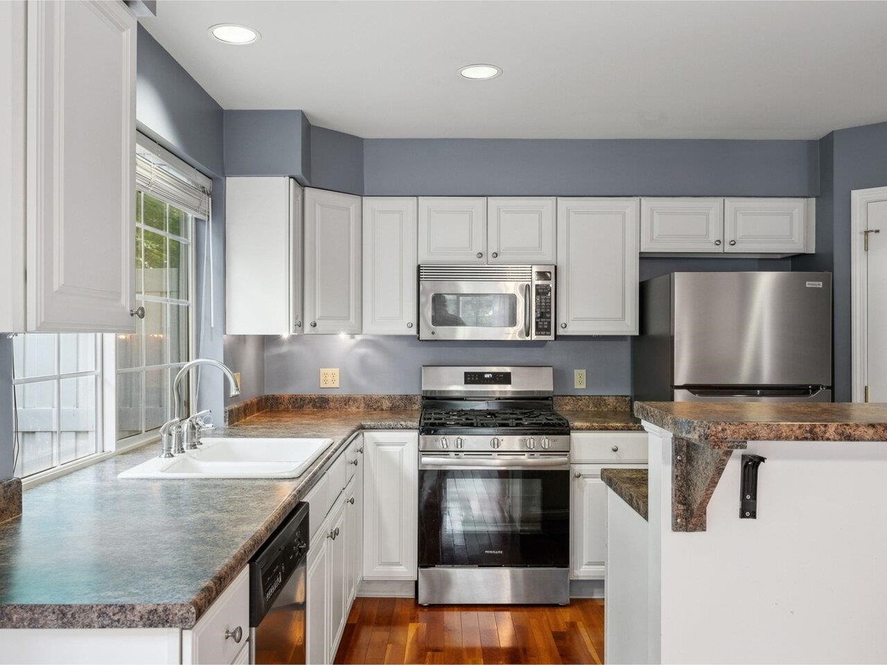 137 Stonington Circle