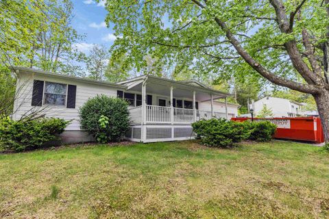 29 Laurel Street Goffstown NH 03045