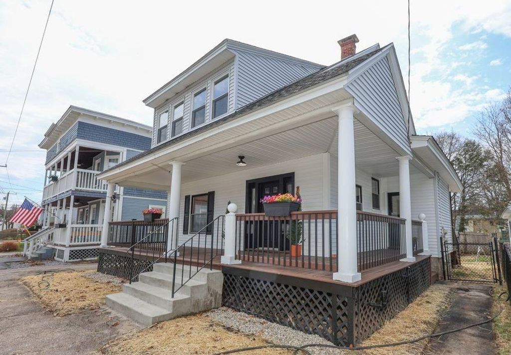 Photo of 790 BELMONT Street, Manchester, NH 03104 (MLS # 5083829)