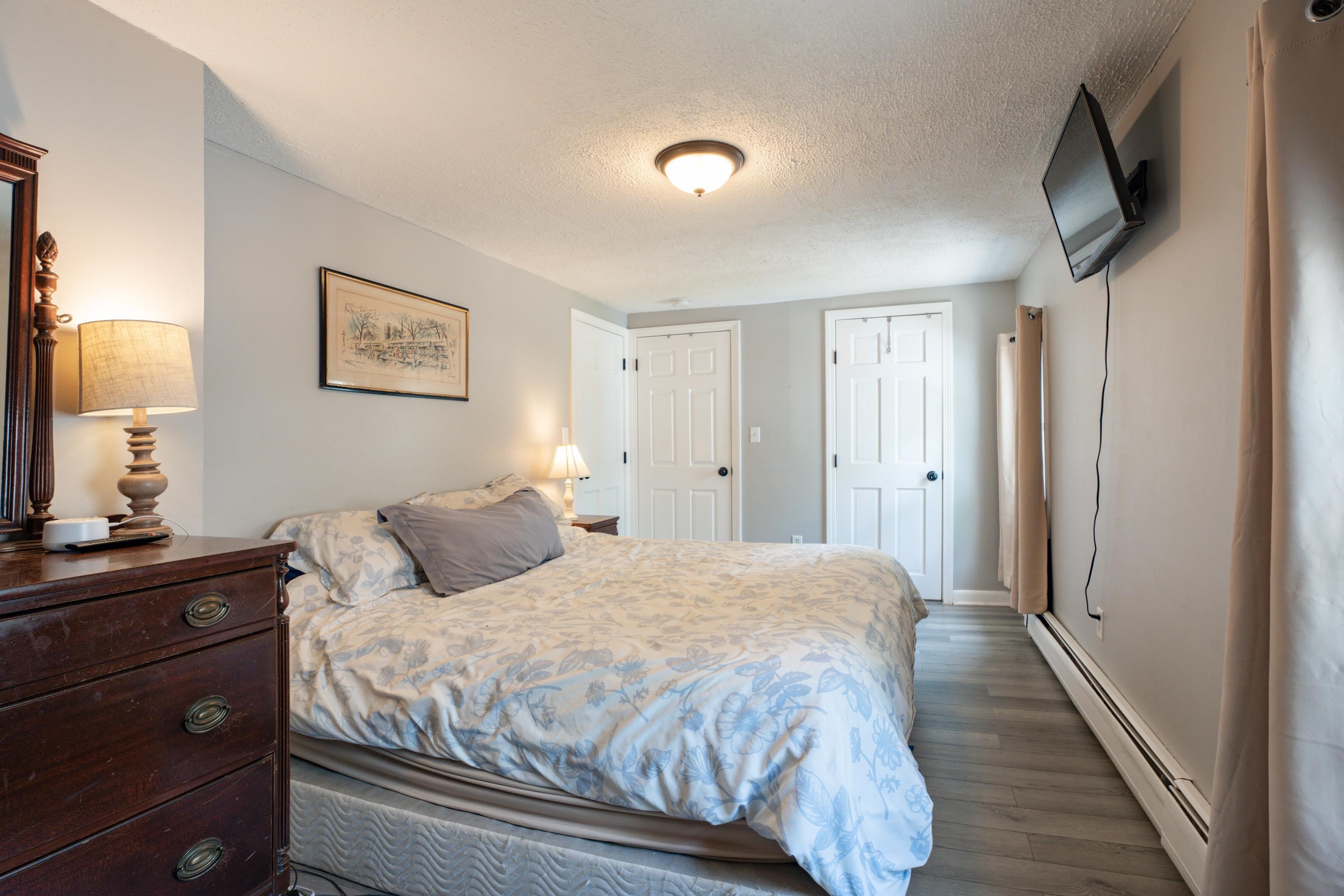 Kingston, New Hampshire 03848, United States, 3 Bedrooms Bedrooms, ,2 BathroomsBathrooms,Residential,Active,149191