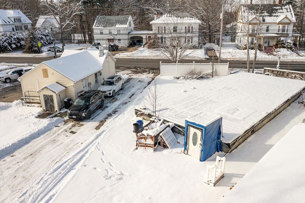 Photo of 230 High Street, Somersworth, NH 03878 (MLS # 5078601)