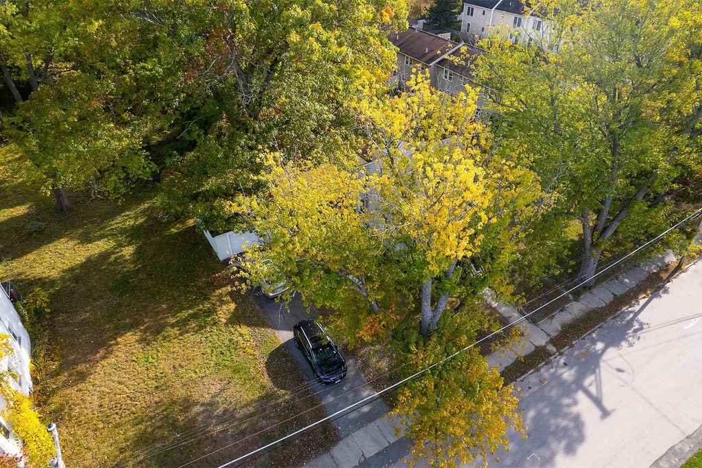 Photo of 15 Atherton Avenue, Nashua, NH 03064 (MLS # 5068293)