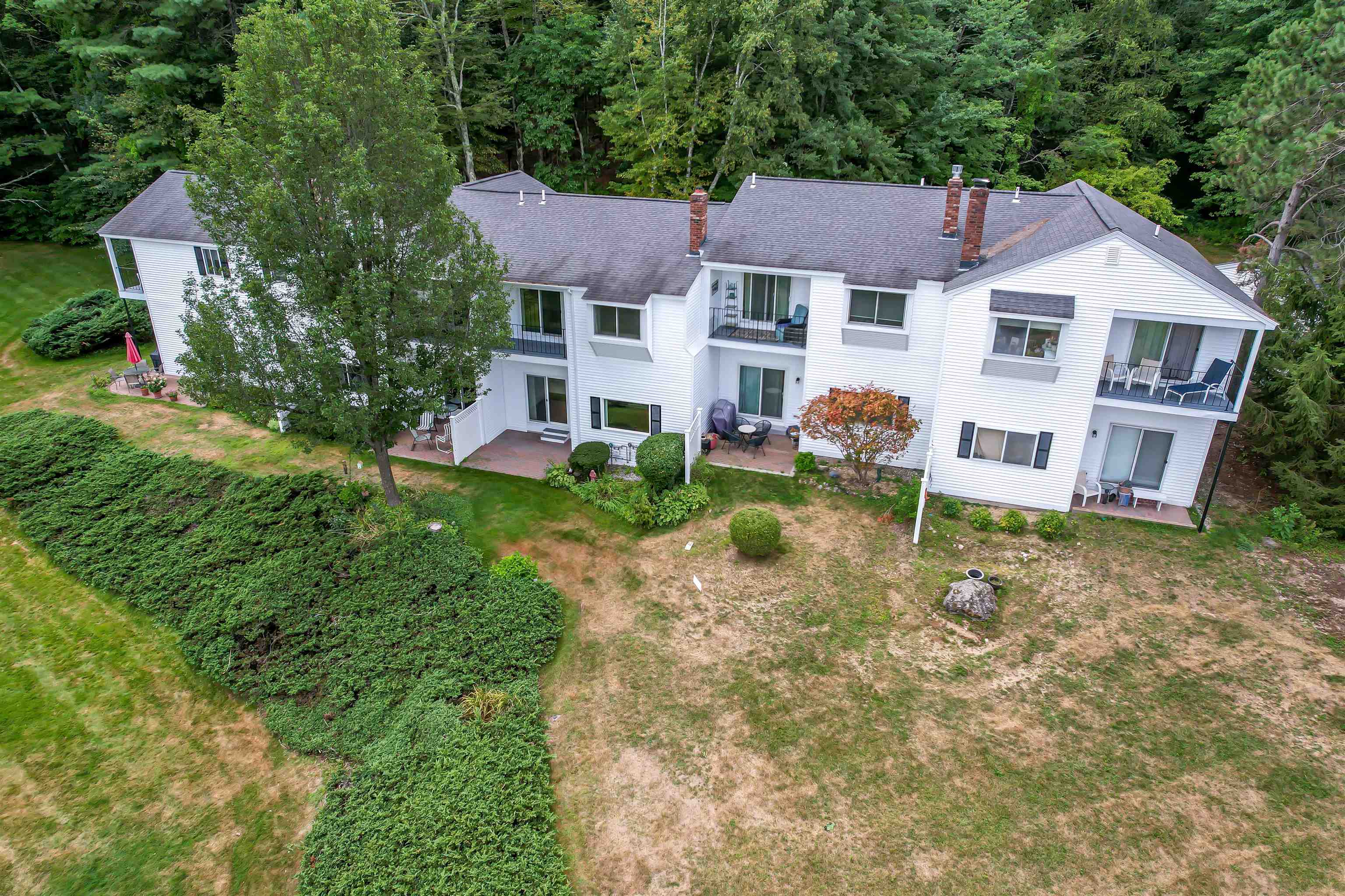 135 Amherst Street 23