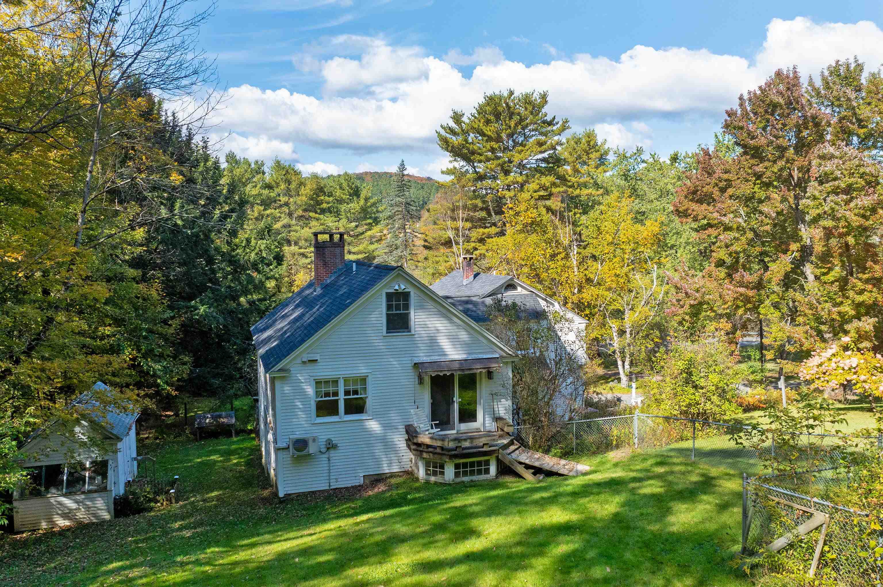 598 East Woodstock Road