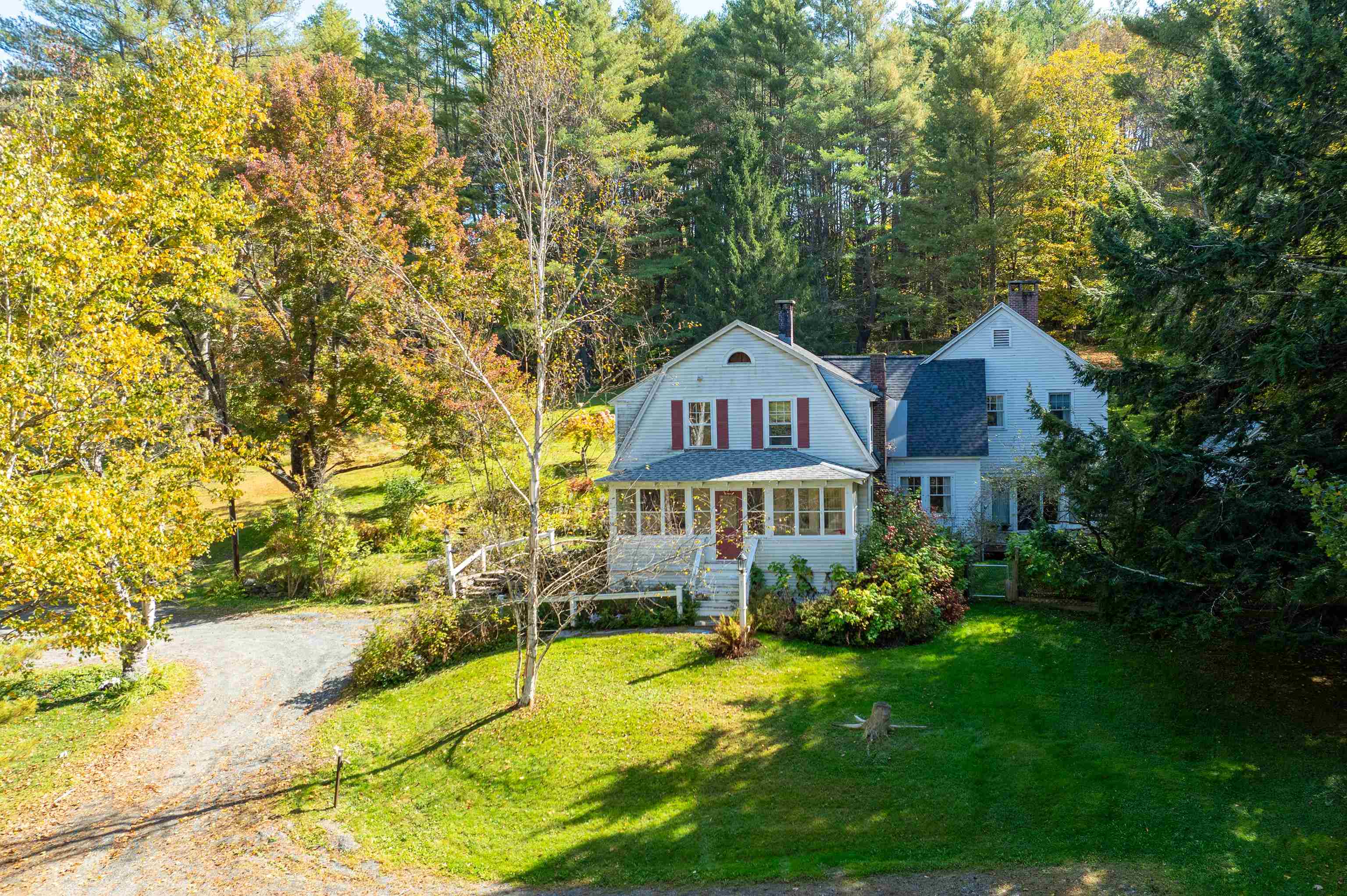 598 East Woodstock Road