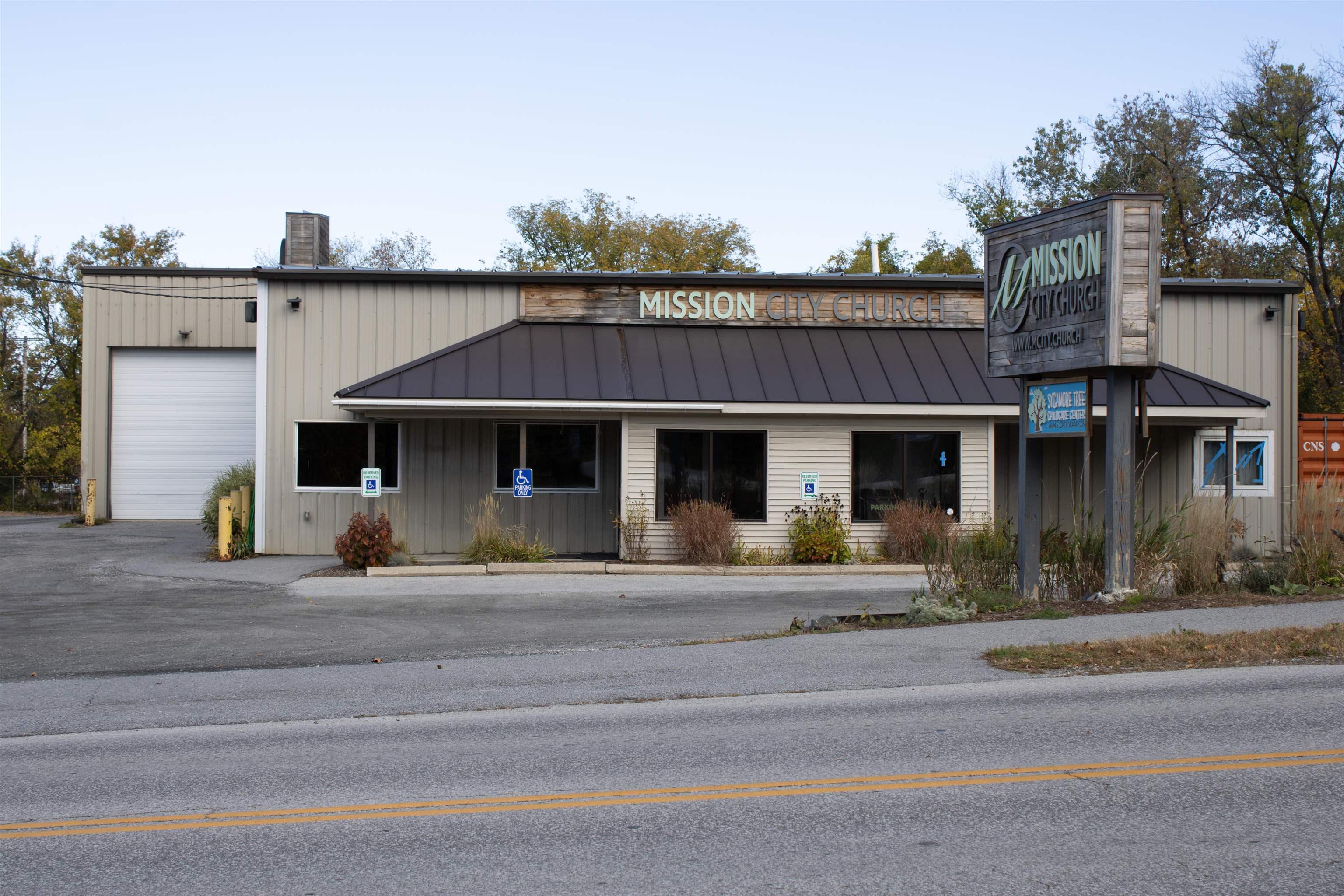 3092 Cold River Road