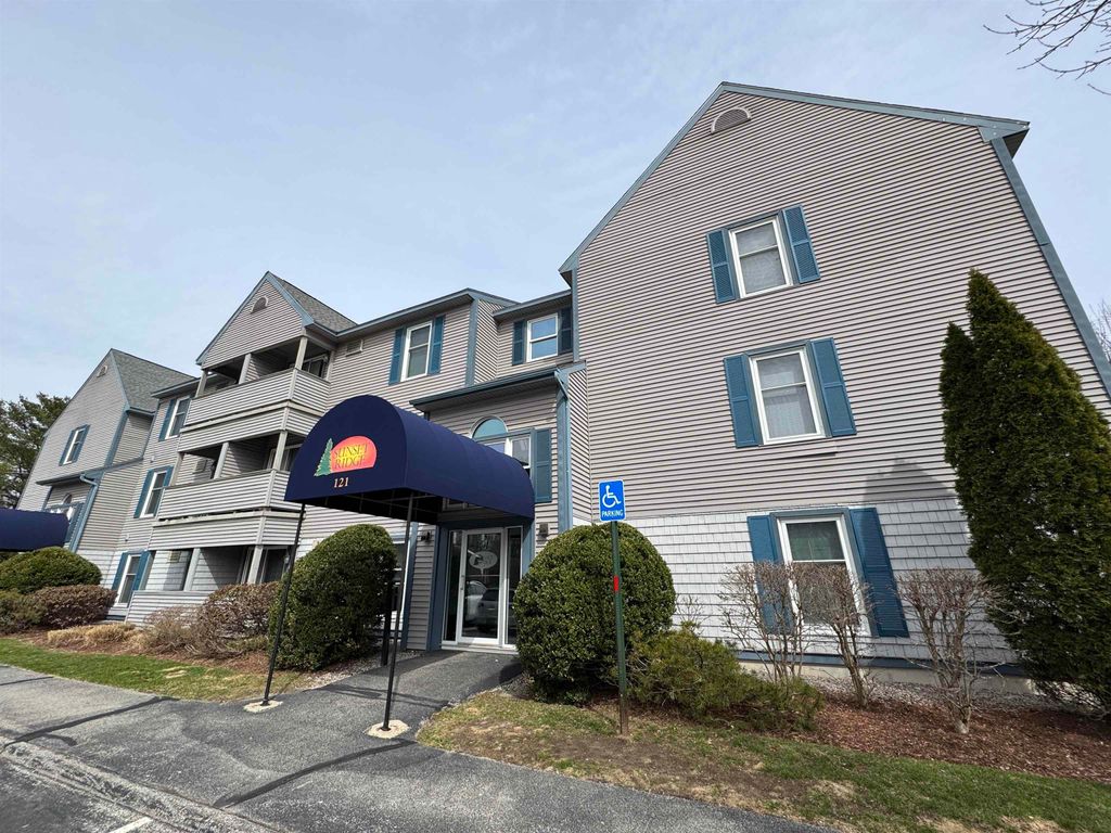 Photo of 141 Eastern Avenue #102, Manchester, NH 03104 (MLS # 5073088)