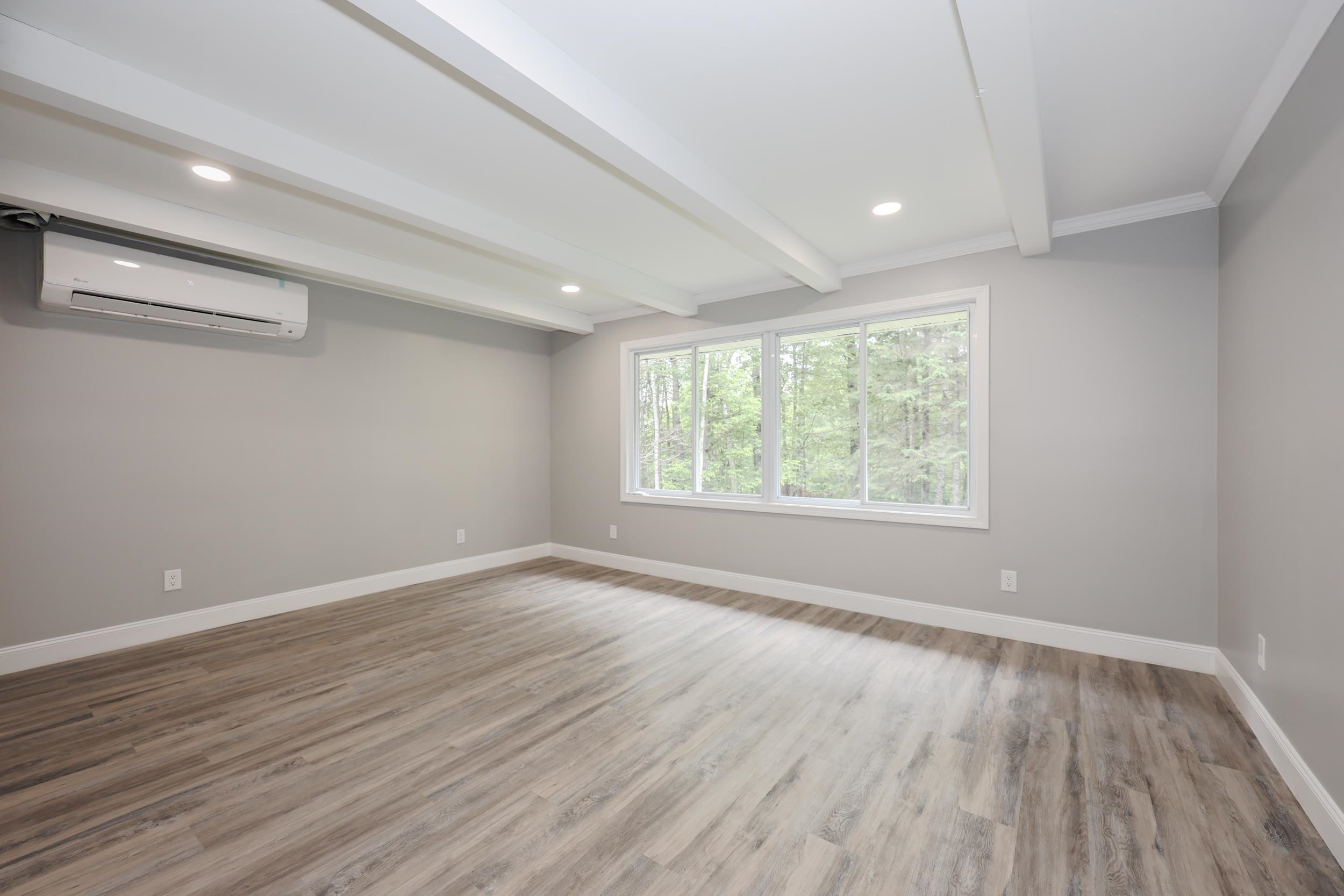 877 St Johnsbury Road