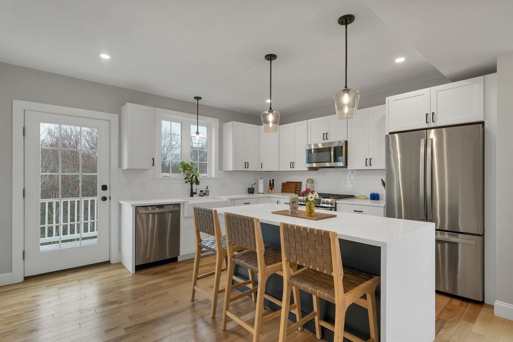 Photo of 38 Green Road, Newmarket, NH 03857 (MLS # 5082932)