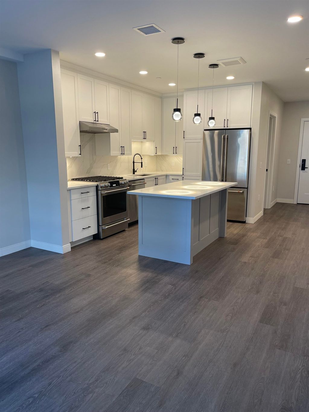 Photo of 18 Artisan Drive #219, Salem, NH 03079 (MLS # 5062291)