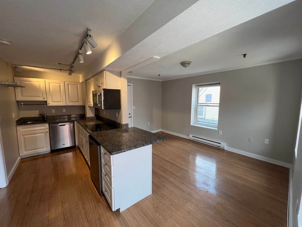 Photo of 90 Fleet Street #3-1, Portsmouth, NH 03801 (MLS # 5074835)