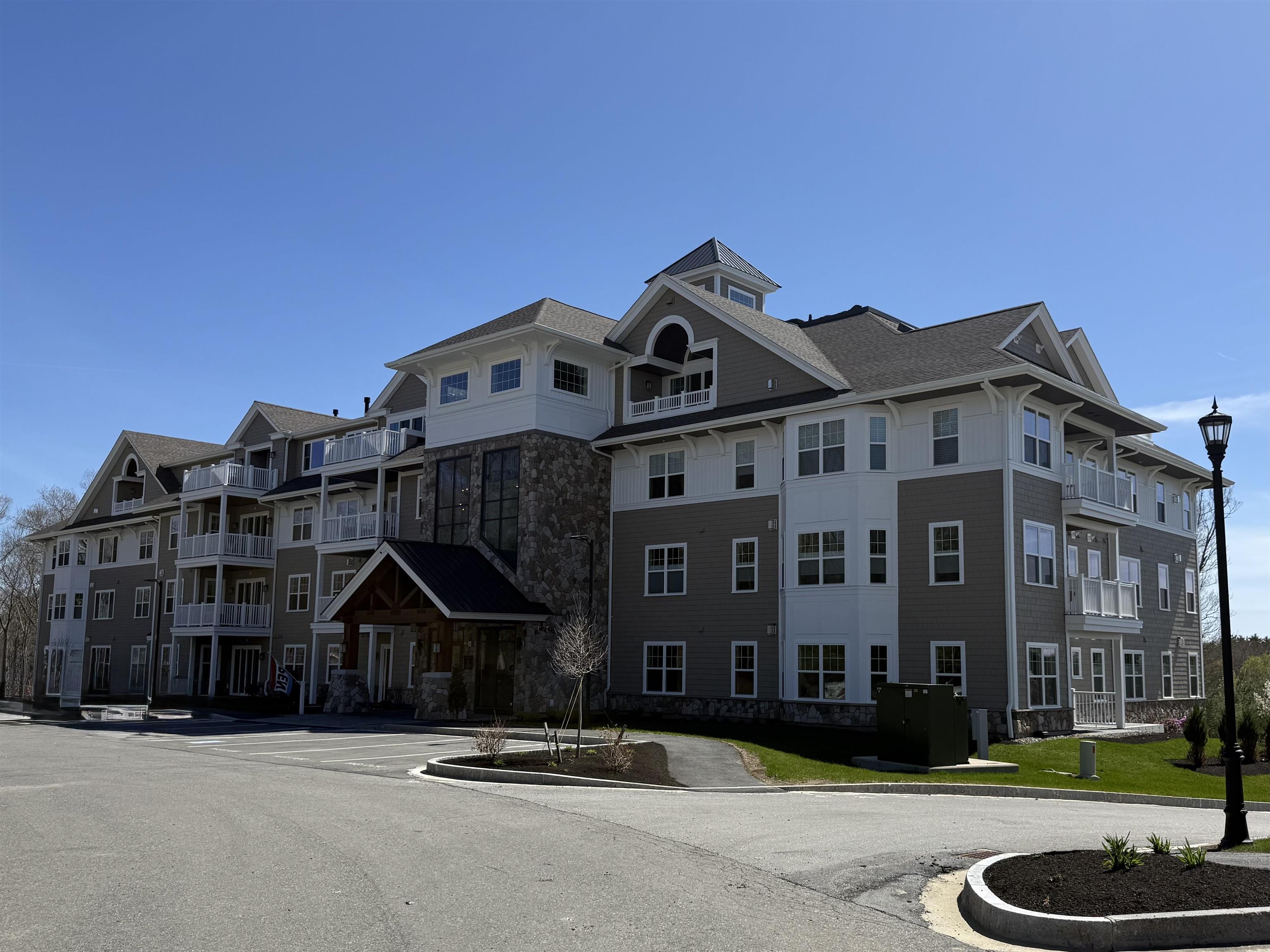Photo 1 of 35 — 1 Longview Drive 205, Atkinson, NH 03811